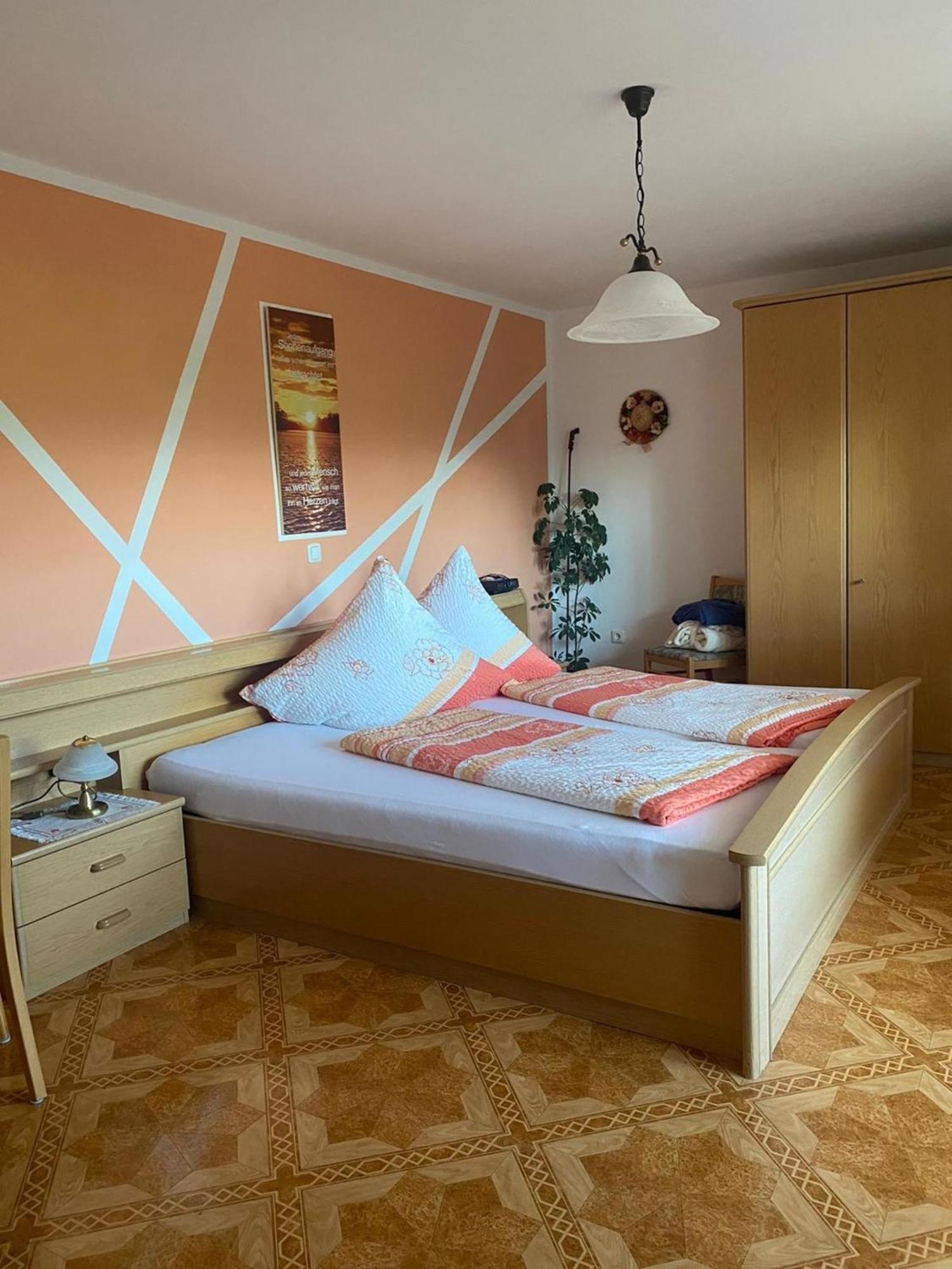Gaestehaus Reisacher - Mehrbettzimmer Peiting Dış mekan fotoğraf